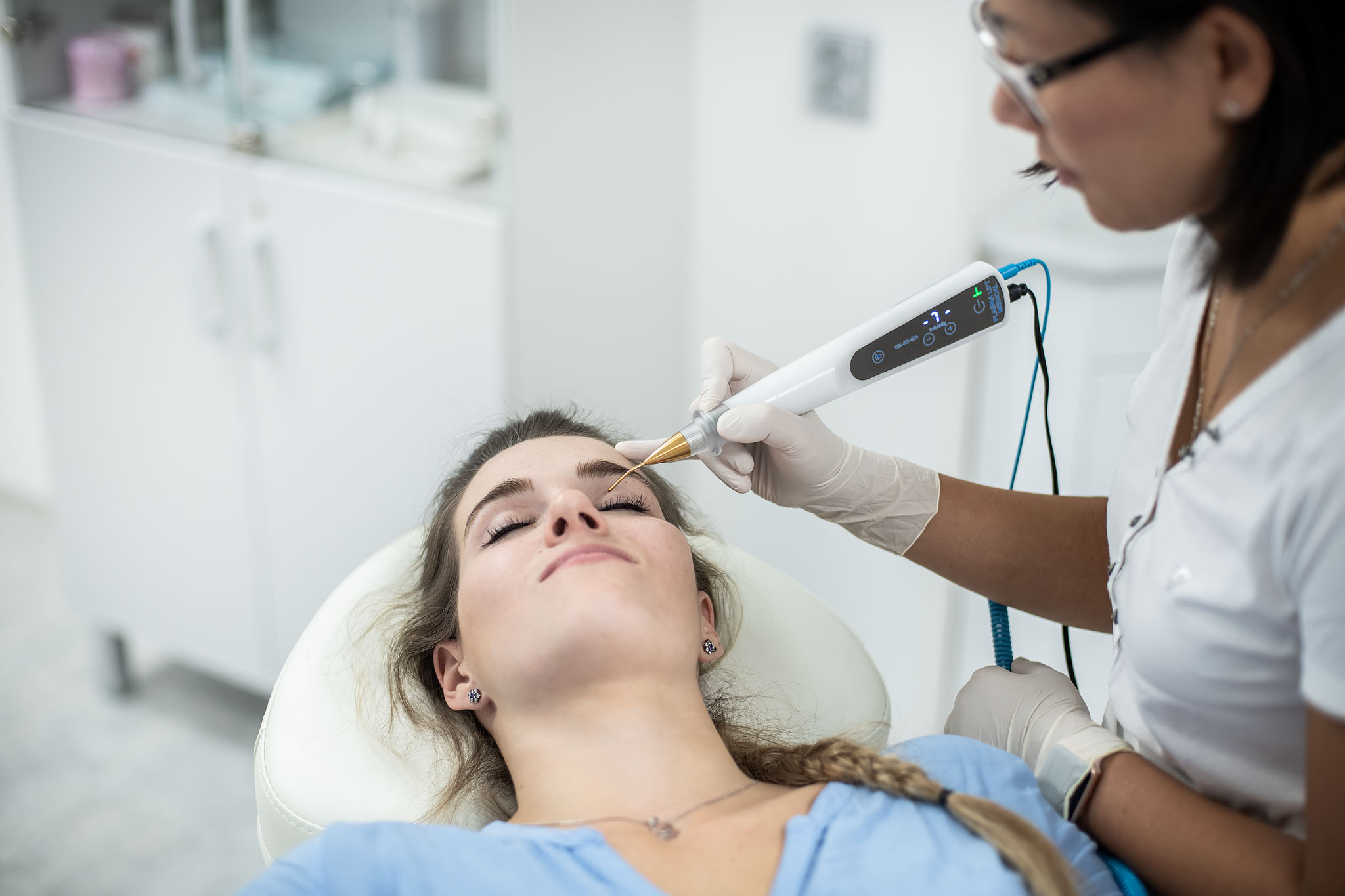 Treatment room — Jett Plasma Lift Medical procedure in progress